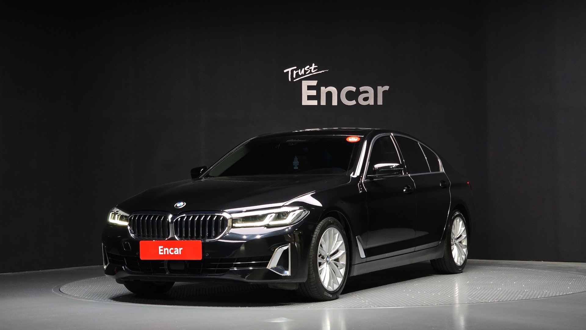 BMW 5 SERIES - View 1