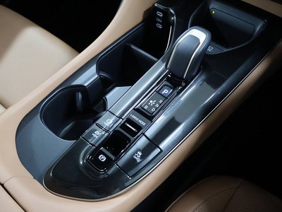 صورة مصغرة 15 لـ 2024 Toyota CROWN SPORT