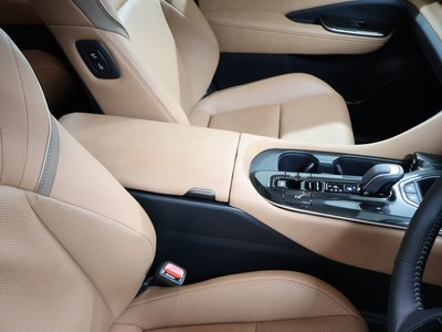 صورة مصغرة 33 لـ 2024 Toyota CROWN SPORT