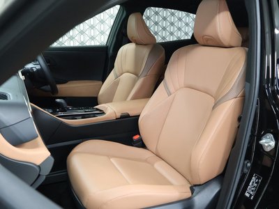 صورة 6 لـ 2024 Toyota CROWN SPORT