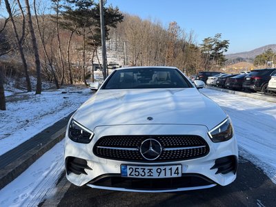 MERCEDES-BENZ E-CLASS - 1