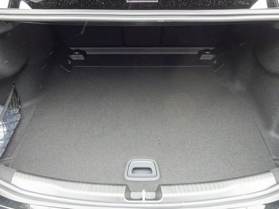 صورة مصغرة 35 لـ 2026 Mercedes-BENZ C-CLASS