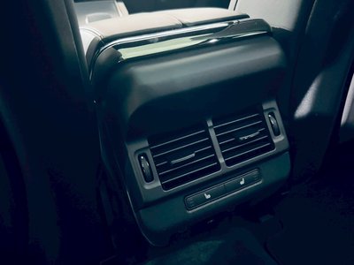 2025 LAND Rover RANGE ROVER EVOQUE thumbnail 47