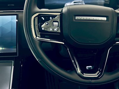 2025 LAND Rover RANGE ROVER EVOQUE thumbnail 32