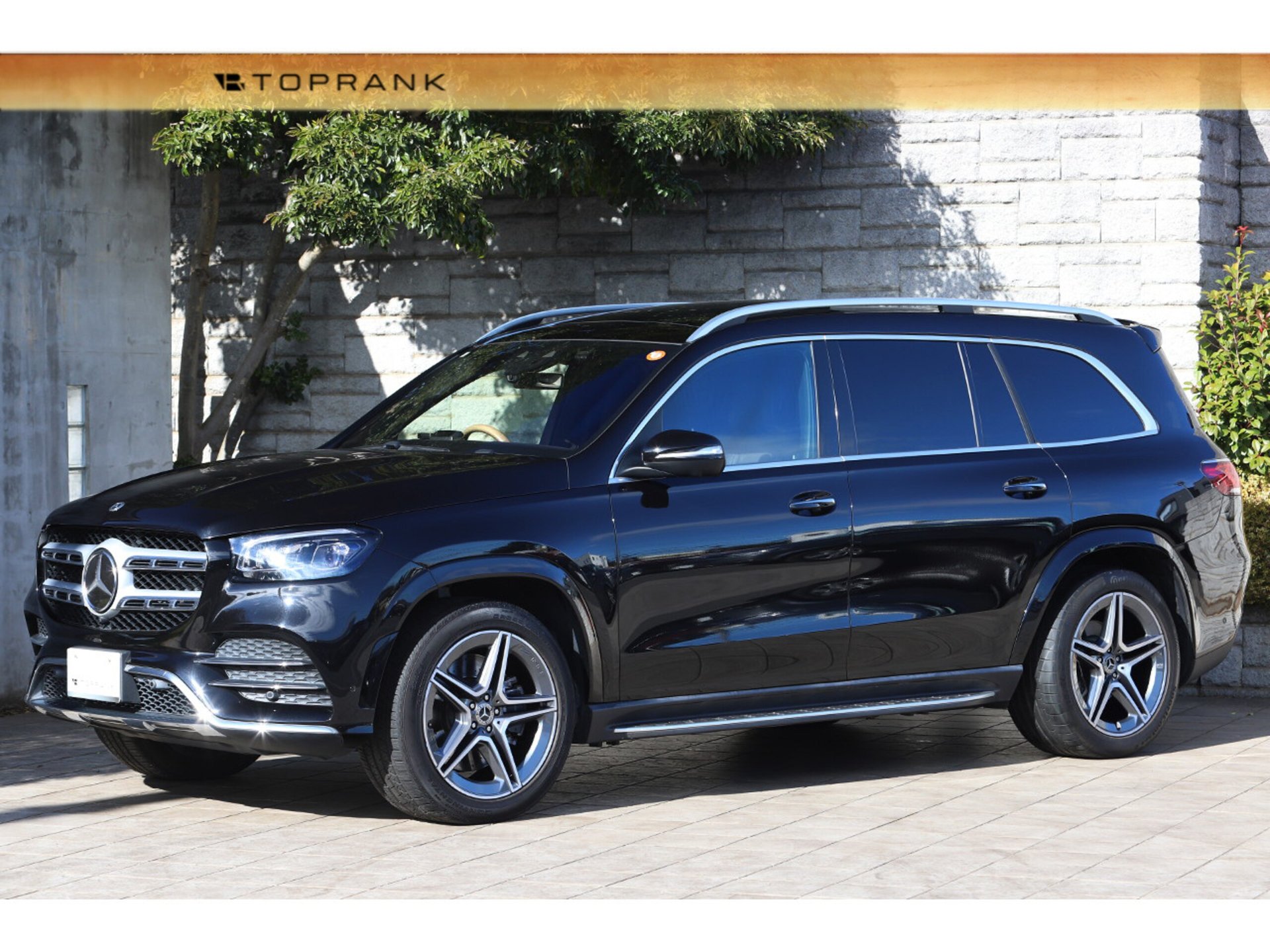 MERCEDES-BENZ GLS - View 1