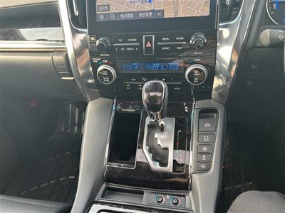 2023 TOYOTA ALPHARD photo 5