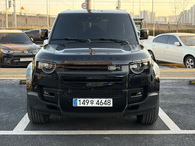 LAND ROVER DEFENDER - 1