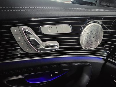MERCEDES-BENZ E-CLASS - 8