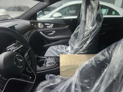 MERCEDES-BENZ E-CLASS - 5