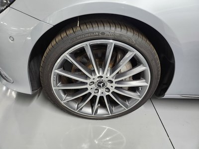 MERCEDES-BENZ E-CLASS - 2