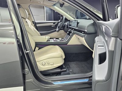 2024 Genesis GV80 — миниатюра 17