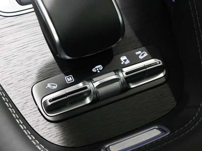 MERCEDES-BENZ GLS - 10