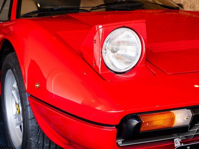 1983 Ferrari 308 GTS 照片 3