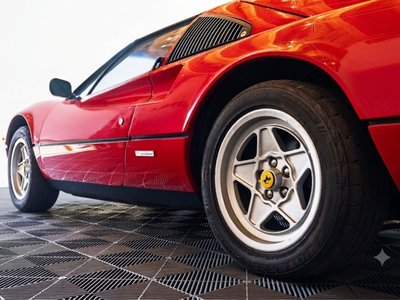 1983 Ferrari 308 GTS 照片 14