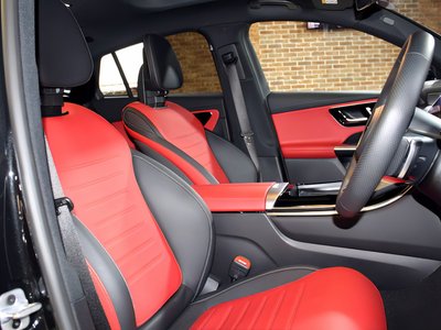 MERCEDES-BENZ GLC - 10