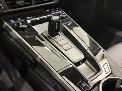 2024 Porsche 911 thumbnail 15