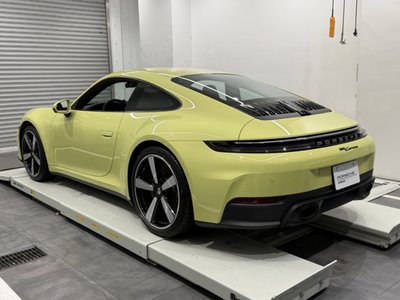 PORSCHE 911 - 6