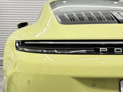 2024 Porsche 911 thumbnail 18
