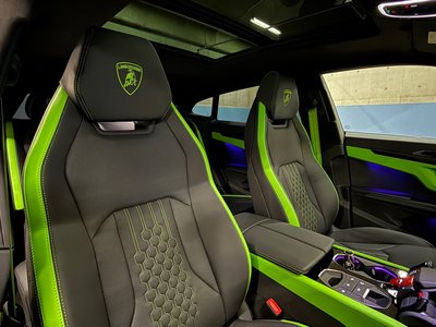 LAMBORGHINI URUS - 9
