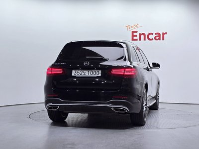 MERCEDES-BENZ GLC - 3