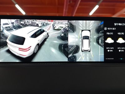 2023 Genesis GV80 thumbnail 11