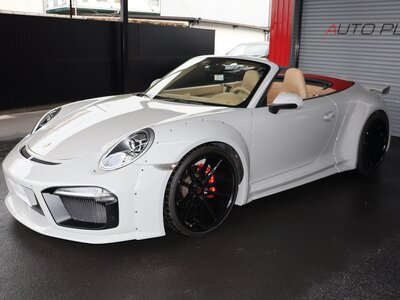 PORSCHE 911 CABRIOLET - 8