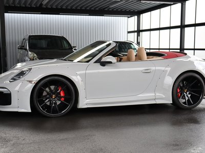PORSCHE 911 CABRIOLET - 6