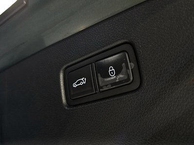 2023 Genesis GV70 — миниатюра 25