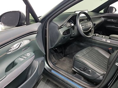 2023 Genesis GV70 — миниатюра 13
