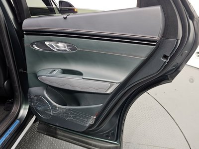 2023 Genesis GV70 — миниатюра 15