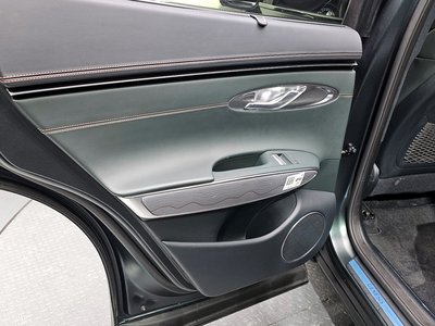 2023 Genesis GV70 — миниатюра 28