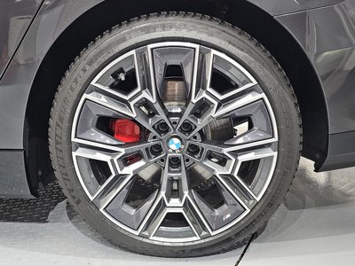 BMW 5 SERIES - 8