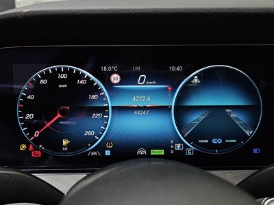 MERCEDES-BENZ E-CLASS - 8