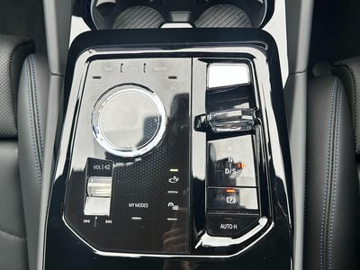 2024 BMW 5 SERIES 缩略图 60
