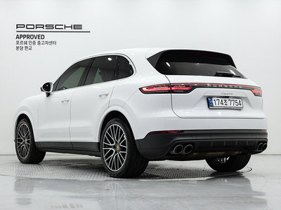 PORSCHE CAYENNE - 4