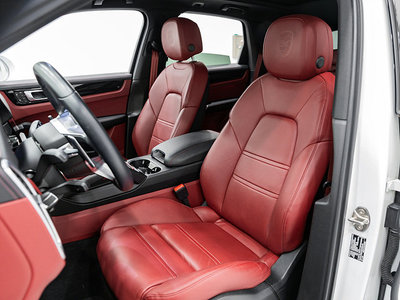 PORSCHE CAYENNE - 10