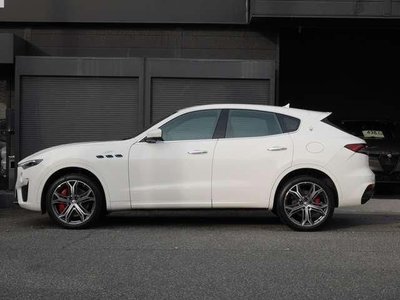 MASERATI LEVANTE - 3