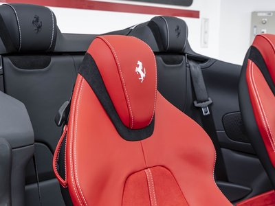 2025 Ferrari ROMA SPIDER — миниатюра 15