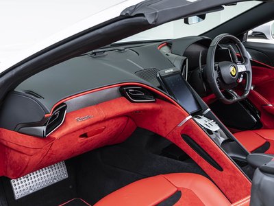 2025 Ferrari ROMA SPIDER — миниатюра 23