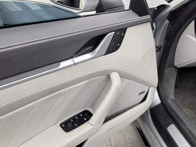 2022 Porsche 911 — миниатюра 28