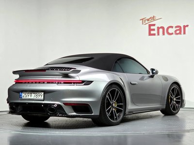 2022 Porsche 911 — миниатюра 37