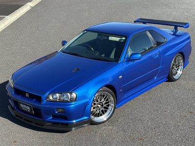 NISSAN SKYLINE GT-R