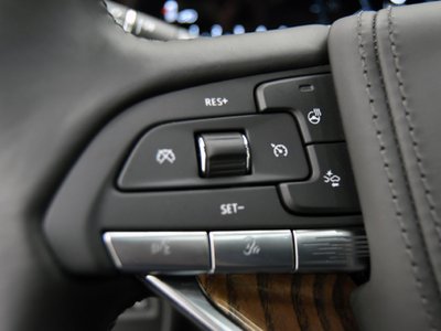 2024 Cadillac ESCALADE — миниатюра 21