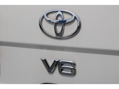 2014 Toyota LAND CRUISER 70 — миниатюра 26