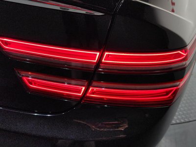 GENESIS G80 (RG3) - 10