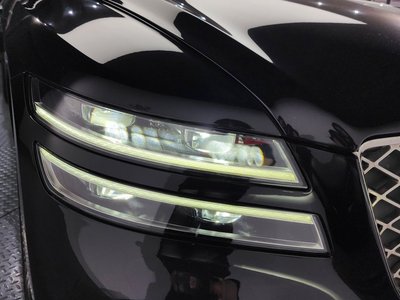 GENESIS G80 (RG3) - 9