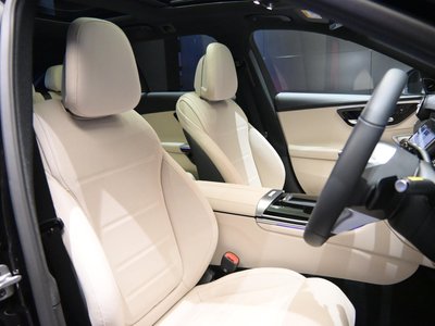 صورة مصغرة 14 لـ 2025 MERCEDES-BENZ C-CLASS