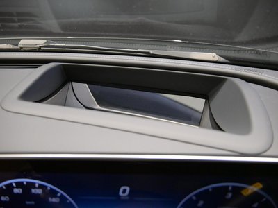 صورة مصغرة 63 لـ 2025 MERCEDES-BENZ C-CLASS