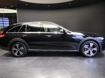 MERCEDES-BENZ C-CLASS - 4