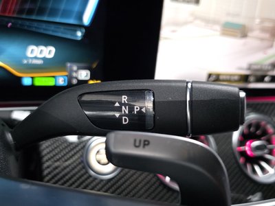 MERCEDES-BENZ CLS - 9